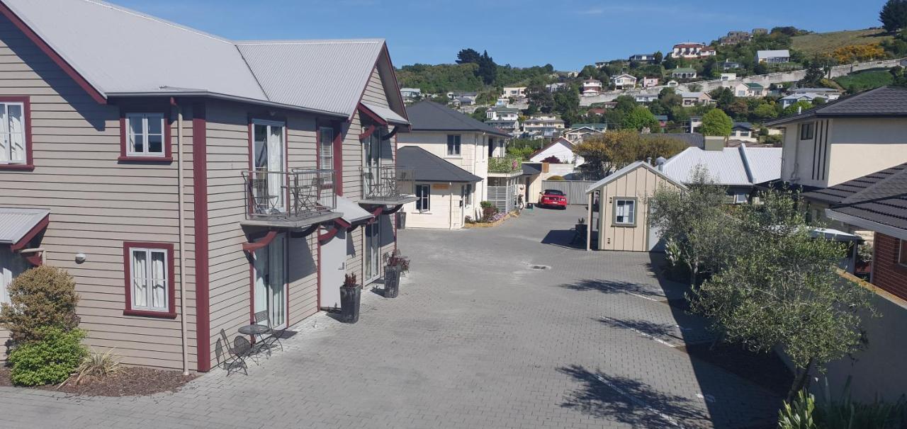 The Mews Oamaru Motel Buitenkant foto